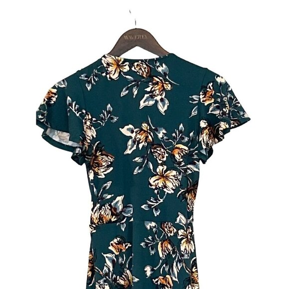 Fortune & Ivy Women's Floral Wrap Dress Size Green Black Size M NWOT - Picture 6 of 9